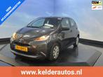 Toyota Aygo 1.0 VVT-i x-now Airco | Elktr. pakket | 5 deurs, Voorwielaandrijving, Stof, Gebruikt, Euro 6