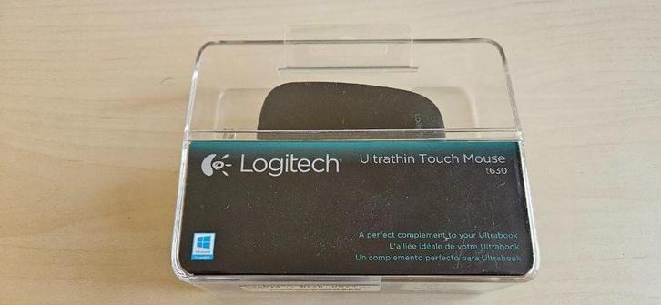 Logitech UltraThin Touch Mouse t630, Computers en Software, Muizen, Zo goed als nieuw, Muis, Draadloos, Ophalen of Verzenden