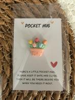 Pocket Hug - Knuffel in je zak! Tulpen, Ophalen of Verzenden, Nieuw, Feestartikel, Overige