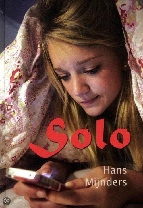 Solo Hans Mijnders 9789033126697, Boeken, Kinderboeken | Jeugd | 10 tot 12 jaar, Zo goed als nieuw, Ophalen of Verzenden