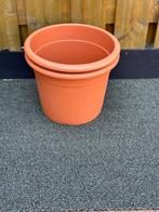 GLOEDNIEUW !! Terra Cotta Bloempotten., Tuin en Terras, 25 tot 40 cm, Kunststof, Rond, Nieuw