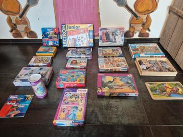 17 puzzels een boekje en een spel beschikbaar voor biedingen