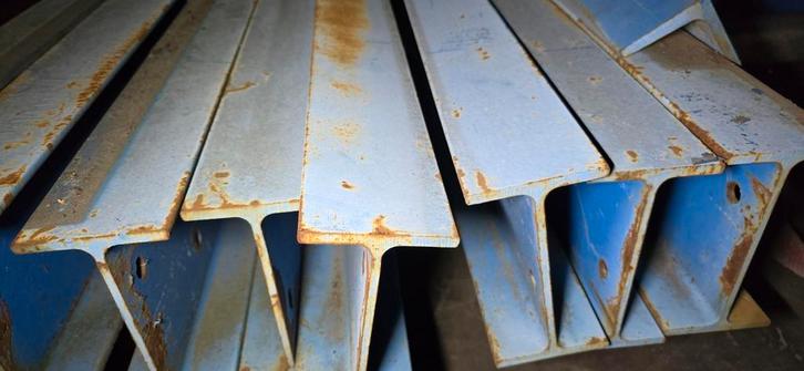 5 IPE160 balken , hoeklijn bevestigingshoeken en t-profiel, Doe-het-zelf en Verbouw, Metalen, Gebruikt, IJzer, Ophalen