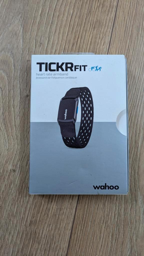 Wahoo Tickr Fit Hartslagmeter Armband, Sport en Fitness, Hartslagmeters, Zo goed als nieuw, Overige merken, Waterdicht, Ophalen of Verzenden