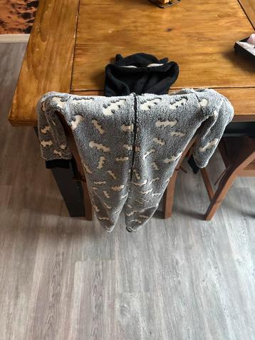 Leuke batman onesie beschikbaar voor biedingen