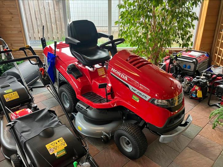 Honda HF 2625 HM. Showroommodel NIEUW!, Tuin en Terras, Zitmaaiers, Nieuw, 120 cm of meer, Elektrische starter, Mulchfunctie, Opvangbak