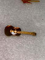 Gitaar 6, Verzamelen, Speldjes, Pins en Buttons, Ophalen of Verzenden, Zo goed als nieuw, Overige onderwerpen, Speldje of Pin