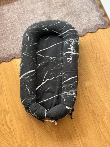 Sleepyhead babynestje beschikbaar voor biedingen