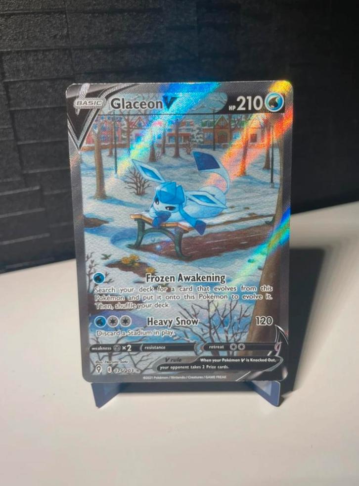 Glaceon V alt art 175/203 (eng), Hobby en Vrije tijd, Verzamelkaartspellen | Pokémon, Nieuw, Losse kaart, Foil, Ophalen of Verzenden