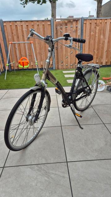 Te koop Batavus fiets, opknappertje!! €50,! Vaste prijs! beschikbaar voor biedingen