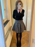 Feestelijk rokje zwart/goud van brokaat maat S, Kleding | Dames, Rokken, Ophalen of Verzenden, Zo goed als nieuw, Zwart, Boven de knie