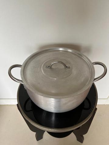 Grote kookpan (soeppan) 32 cm beschikbaar voor biedingen