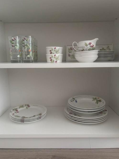Ongebruikt Servies: Marjolein Bastin Servies Wildflower, Huis en Inrichting, Keuken | Servies, Nieuw, Bord(en), Overige stijlen