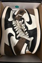 Jordan 1 dark Mocha maat 41, Kleding | Heren, Schoenen, Ophalen of Verzenden, Zo goed als nieuw, Bruin