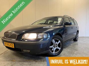 Volvo V70 2.4 // NIEUWE APK // AUTOMAAT // beschikbaar voor biedingen