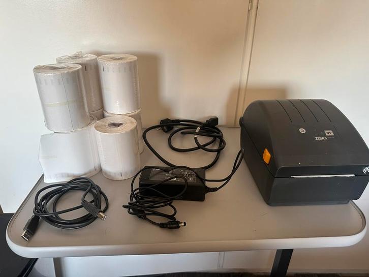 Zebra zd 220 labelprinter verzendlabels vinted postnl dhl, Computers en Software, Labelprinters, Zo goed als nieuw, Etiket, Ophalen of Verzenden