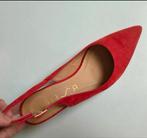 Unisa kittenheel hakjes slingback rood suede maat 39 zgst, Ophalen of Verzenden, Zo goed als nieuw, Rood