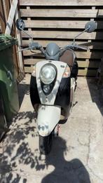 Sym mio 50, Fietsen en Brommers, Scooters | SYM, Maximaal 45 km/u, Zo goed als nieuw, Benzine, 50 cc