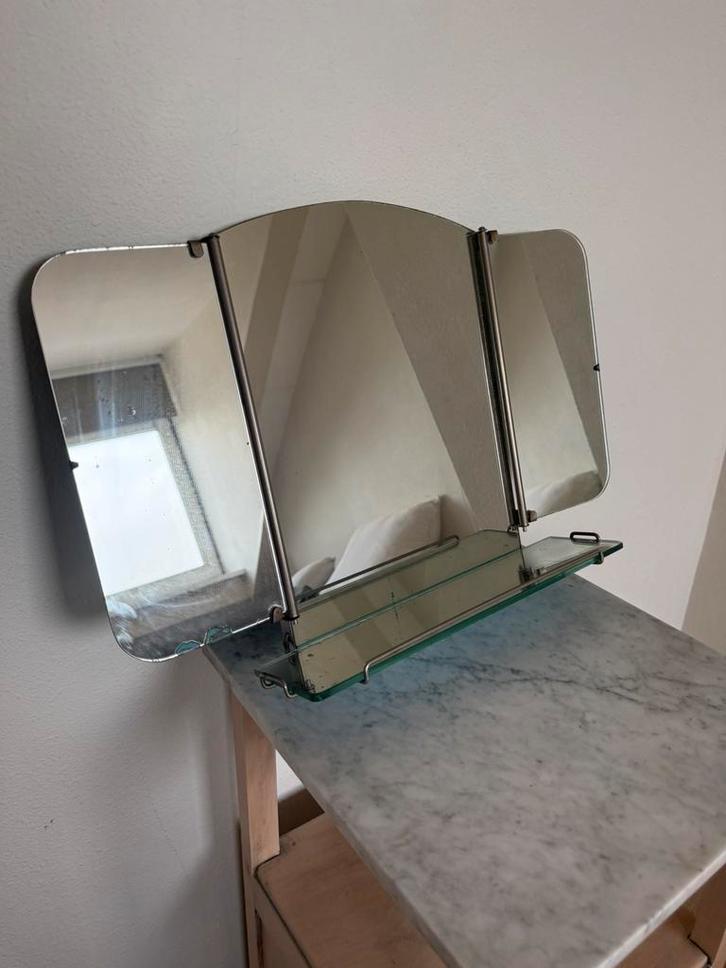 Vintage wandspiegel met planchet – jaren 50/60, Antiek en Kunst, Antiek | Spiegels, Minder dan 50 cm, Ophalen of Verzenden