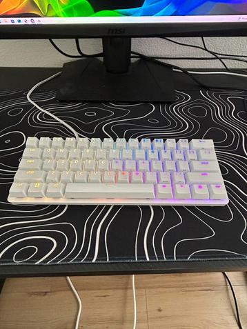 Razer huntsman mini beschikbaar voor biedingen