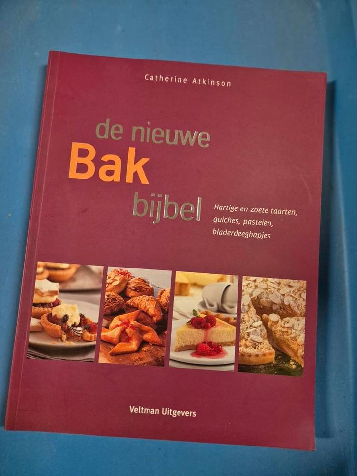 De Nieuwe Bakbijbel - Catherine Atkinson, Boeken, Kookboeken, Zo goed als nieuw, Taart, Gebak en Desserts, Europa, Ophalen of Verzenden