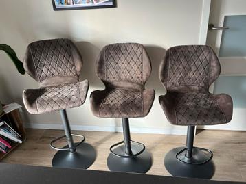 3 Barkrukken - Verstelbaar beschikbaar voor biedingen