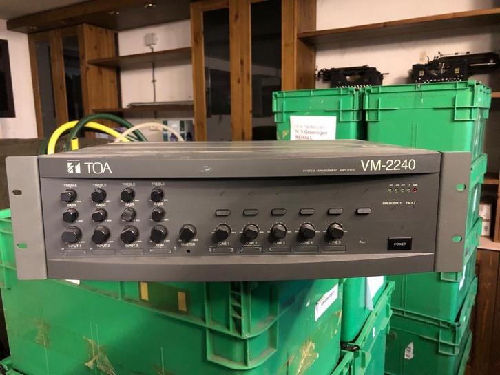 Toa VM-2240 System Amplifier incl 63 Toa speakers, Audio, Tv en Foto, Versterkers en Receivers, Zo goed als nieuw, Overige systemen