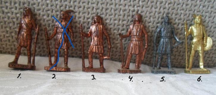Ferrero metalen figuurtjes. (2), Verzamelen, Verrassingseieren, Zo goed als nieuw, Overige typen, Ophalen of Verzenden