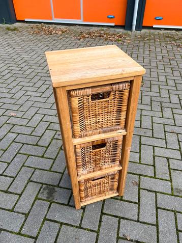 Te Koop : Ikea Ladekastje Riet Hout Opknapper Laden Kast beschikbaar voor biedingen