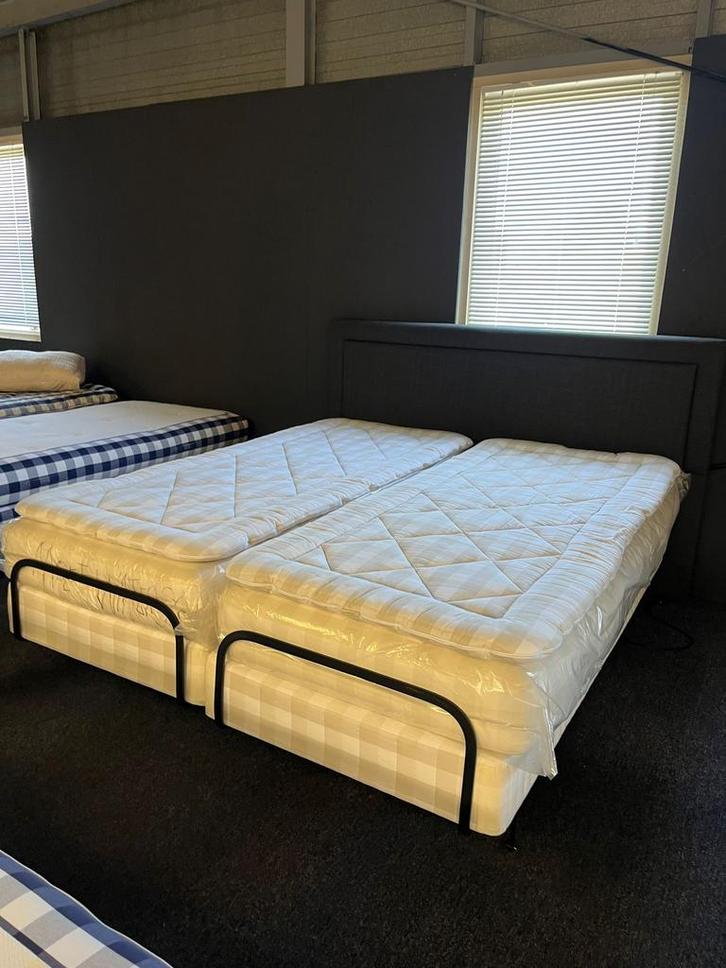 Hästens adjustable boxspring elektrisch 180x210, Huis en Inrichting, Slaapkamer | Bedden, Zo goed als nieuw, Tweepersoons, 180 cm