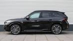 BMW iX1 xDrive30 M-Sport | Massage | Harman/Kardon | Panoram, Auto's, BMW, 12 maanden, Gebruikt, Zwart, Zwart