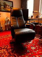 Sta op fauteuil Garda zwart leder, Ophalen, Minder dan 75 cm, Leer, Zo goed als nieuw