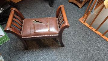 Antieke Sofa / Bankje - Opknapper beschikbaar voor biedingen