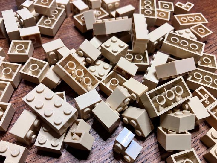 Lot LEGO Bricks in tan, Kinderen en Baby's, Speelgoed | Duplo en Lego, Gebruikt, Lego, Losse stenen, Verzenden