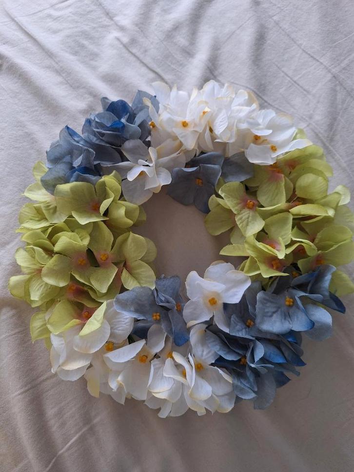 Hortensia Krans - Kunstbloemen, Huis en Inrichting, Woonaccessoires | Kransen, Zo goed als nieuw, Ophalen of Verzenden