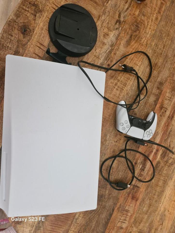 PlayStation 5 Disc Versie + 1 Controller, Spelcomputers en Games, Spelcomputers | Sony PlayStation 5, Zo goed als nieuw, Playstation 5