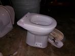 Staande wc pot, Doe-het-zelf en Verbouw, Toilet, Gebruikt, Ophalen