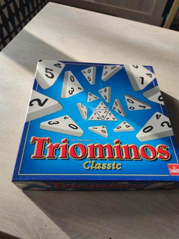 Triominos Classic - Leuk gezelschapsspel! beschikbaar voor biedingen