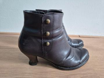 Bruine leren Neosens Hakschoenen Maat 40 beschikbaar voor biedingen