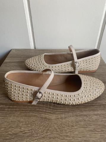 Steve madden ballerina’s parels beschikbaar voor biedingen