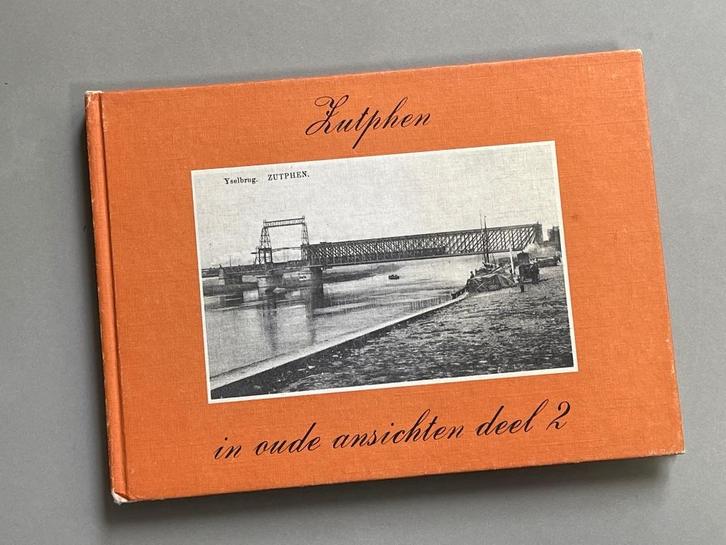 Zutphen  in oude ansichten.  Deel 2  / 1977, Boeken, Geschiedenis | Stad en Regio, Gelezen, 20e eeuw of later, Ophalen of Verzenden