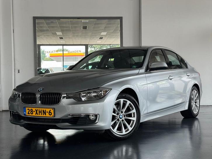 BMW 3-serie 320i Executive | Automaat | NAP | Trekhaak | L.M, Auto's, BMW, Bedrijf, Te koop, 3-Serie, ABS, Airbags, Airconditioning