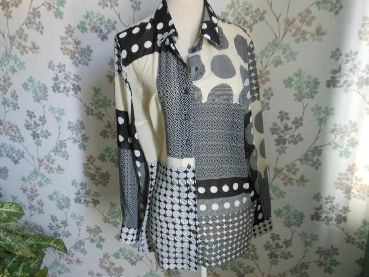 Salko blouse met zijde maat 44, Kleding | Dames, Blouses en Tunieken, Zo goed als nieuw, Maat 42/44 (L), Zwart, Ophalen of Verzenden