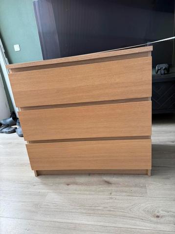 Malm ladekast beschikbaar voor biedingen