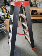 Aluminium Dubbele trap van Alga, Doe-het-zelf en Verbouw, Ladders en Trappen, Ophalen, Zo goed als nieuw, Minder dan 2 meter