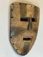 251157 Oud Afrikaans Ituri Kumu masker uit Congo., Antiek en Kunst, Ophalen of Verzenden