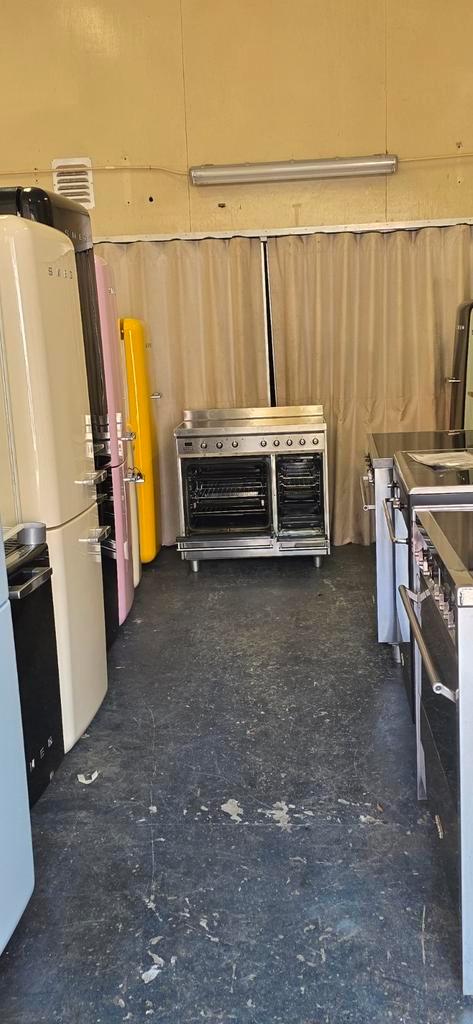 Luxe Smeg inductiefornuis 90 cm dubbele oven., Witgoed en Apparatuur, Fornuizen, Zo goed als nieuw, Ophalen