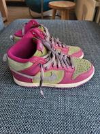 Nike sneakers, maat 37,5 | NIEUW, Ophalen of Verzenden, Zo goed als nieuw, Groen, Sneakers of Gympen
