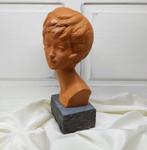 Vintage gips beeld op graniet sokkel, Brigitte Bardot, Antiek en Kunst, Ophalen of Verzenden