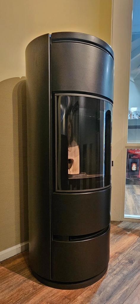 Koopje, Piazzetta Prestige Line P943 M pelletkachel 11kw, Huis en Inrichting, Kachels, Gebruikt, Pelletkachel, Overige brandstoffen